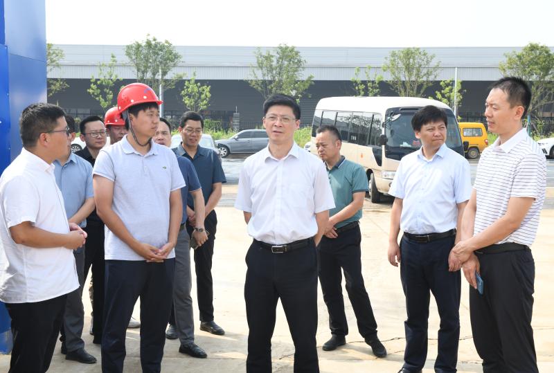 姚志江调研区工业企业和重点项目建设工作